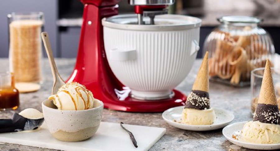 Come fare il gelato in casa con la gelatiera